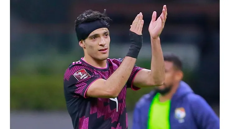 Raúl Jiménez sería uno de los elegidos por Martino para asistir al Mundial