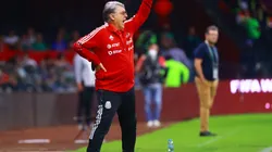 Gerardo el Tata Martino se sometió a una tercera operación en la vista.