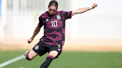 Marcelo Flores se despachó con un doblete ante Uruguay.