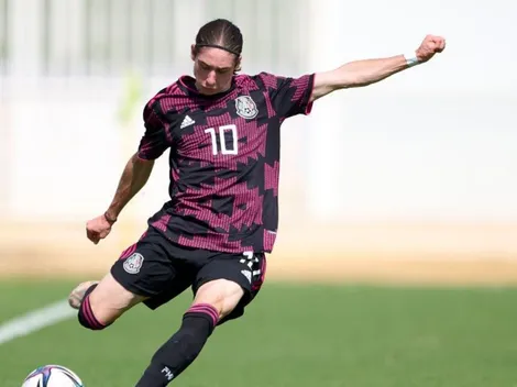 Marcelo Flores se luce contra Uruguay con un golazo de crack total