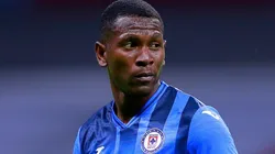 Bryan Angulo se va de Cruz Azul.