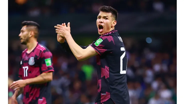 Hirving Chucky Lozano en el partido contra Estados Unidos en el estadio Azteca.
