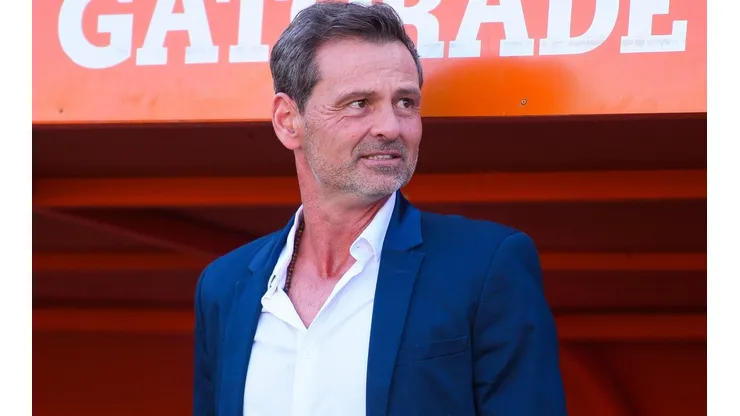 Semanas claves para conocer el futuro de Diego Cocca