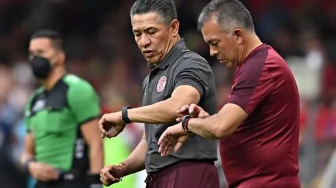 Ignacio Ambriz no puede sacar adelante al Toluca...