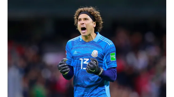 Memo Ochoa quiere ser el único heredero de la leyenda de Antonio Carbajal