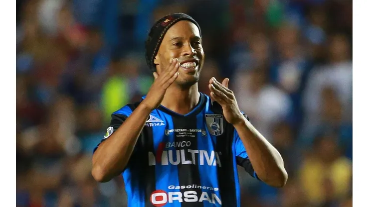Ronaldinho se metió en el tema de la violencia en Querétaro.
