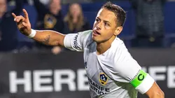 Javier Hernández continúa en gran nivel.