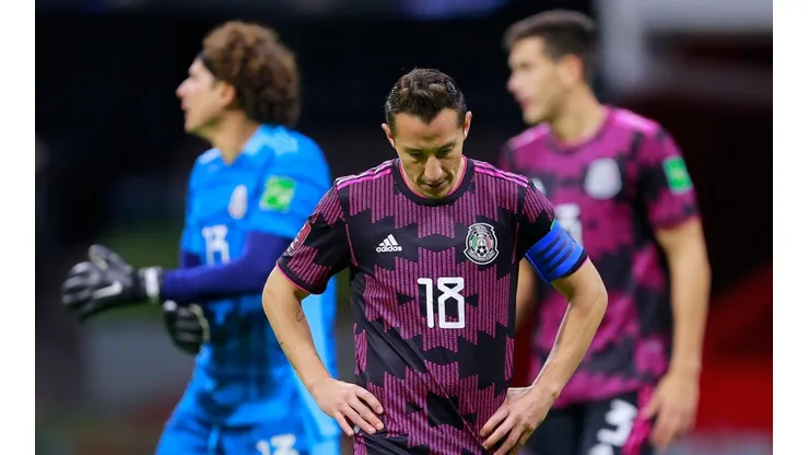 Guardado sería duda tras lesión que sufrió en duelo ante el Atlético de Madrid