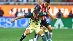 El histórico delantero que bajó a Chivas y al América de la contienda por el título