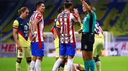 Jorge Antonio Pérez Durán en el clásico nacional del Guardianes 2020.