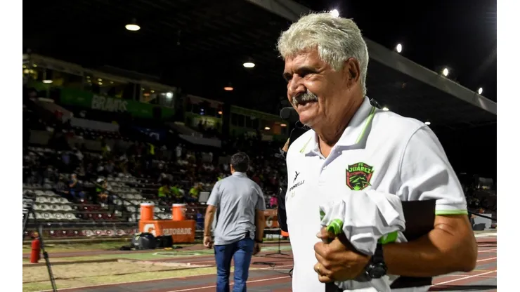 ¿Ricardo Ferretti tiene las horas contadas en FC Juárez?