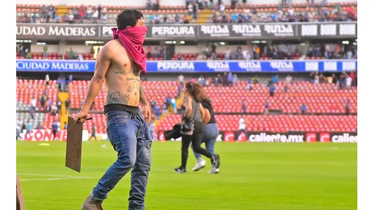 Paco de Anda apuntó contra los directivos de los equipos mexicanos por apoyar a las barras