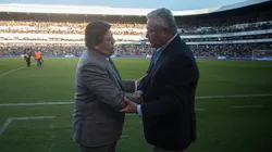 Miguel Herrera y Víctor Manuel Vucetich en un partido Querétaro contra América.