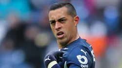 Rogelio Funes Mori fue abucheado por la grada de Monterrey.