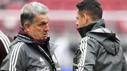 Gerardo Martino sería inflexible con Chicharito Hernández.