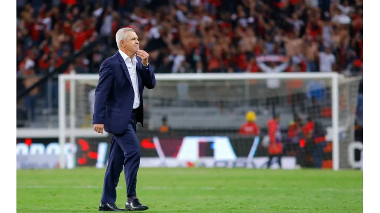 Javier Aguirre lleva un título con los Rayados, el de la Liga de Campeones de la Concacaf.