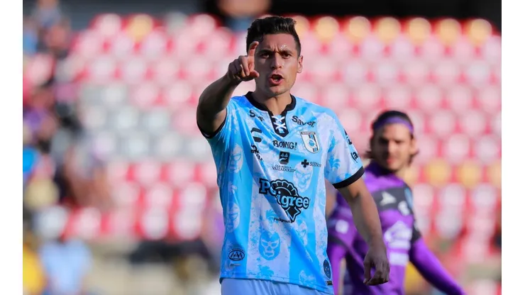 Querétaro derrotó a Mazatlán con el gol de Escamilla.