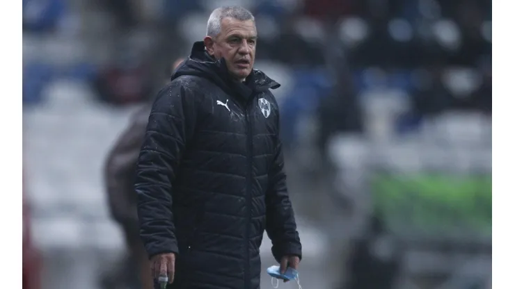 Javier Aguirre deberá conseguir un resultado para seguir en Rayados