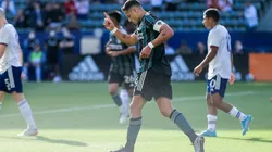 Chicharito mete presión a Tata Martino.