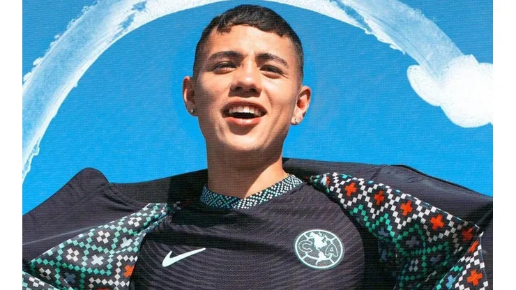 América presentó su nueva playera.