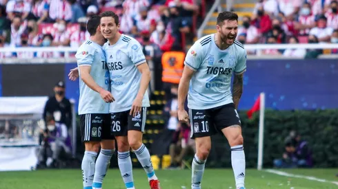 ¡Qué pirueta de Gignac! Increíble golazo del francés para el segundo de Tigres frente a Chivas
