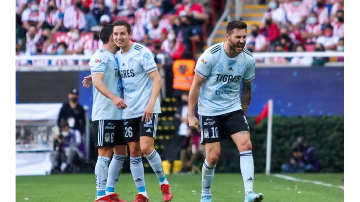 ¡Qué pirueta de Gignac! Increíble golazo del francés para el segundo de Tigres frente a Chivas
