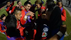 Chivas se acerca a la posición de Alexis Vega.