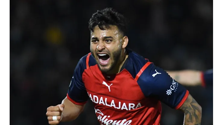 Alexis Vega sigue rompiendo redes con el Rebaño Sagrado.