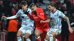 Desde su arribo de Europa, Gómez no tiene minutos con los rojinegros, lo que sería más de un año