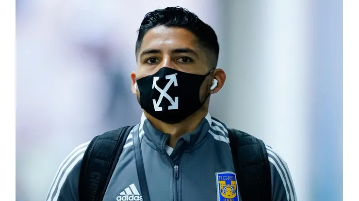 Video: gol imposible de Aquino en la práctica de Tigres