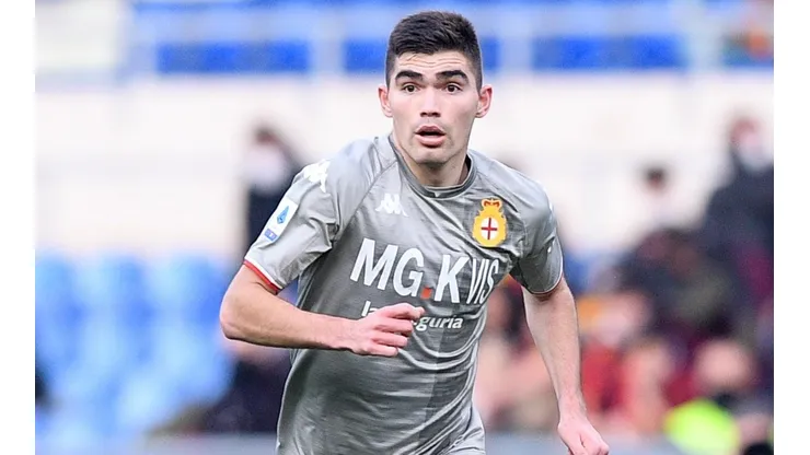 Johan no deja de ser titular con el Genoa