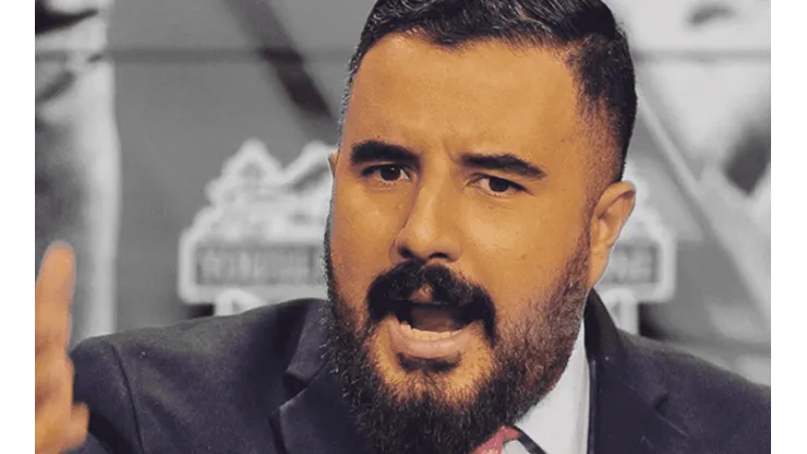 Álvaro Morales estalló contra Guillermo Ochoa.