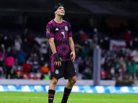 Tras el primer tiempo, el Tri se fue silbado y abucheado al vestuario