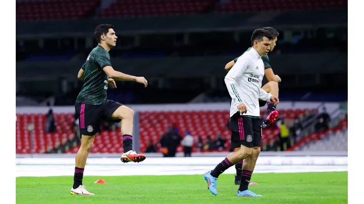 Raúl Jiménez e Hirving Lozano van de inicio ante Panamá.