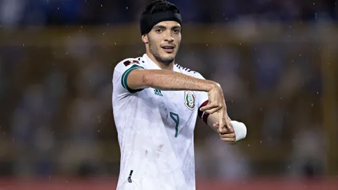 Los números de Raúl Jiménez en Eliminatorias