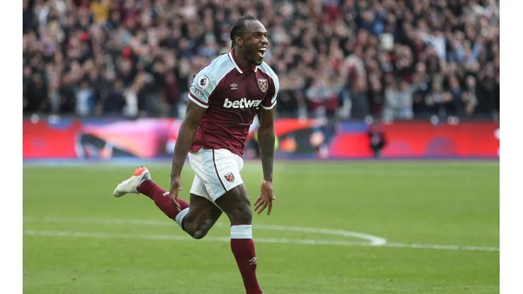 Michail Antonio promete ser un peligro para el Tricolor.
