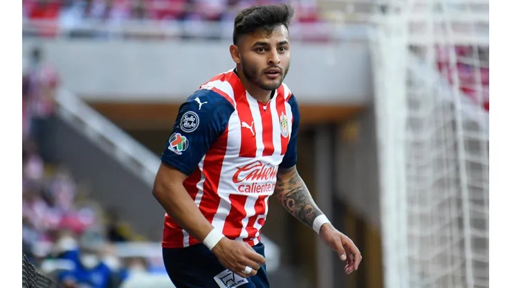 Chivas no pasó del empate con Querétaro.