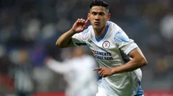 Uriel Antuna consiguió su primer gol como jugador de Cruz Azul.