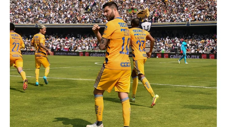 André-Pierre Gignac celebrando la victoria de Tigres
