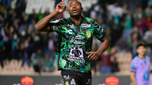 ¡Qué arranque de León! Golazo de Andrés Mosquera para el 1-0 ante Pachuca