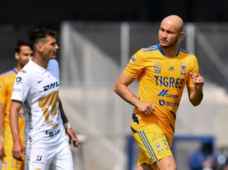 VIDEO: Carlos González cantó el himno de Pumas UNAM