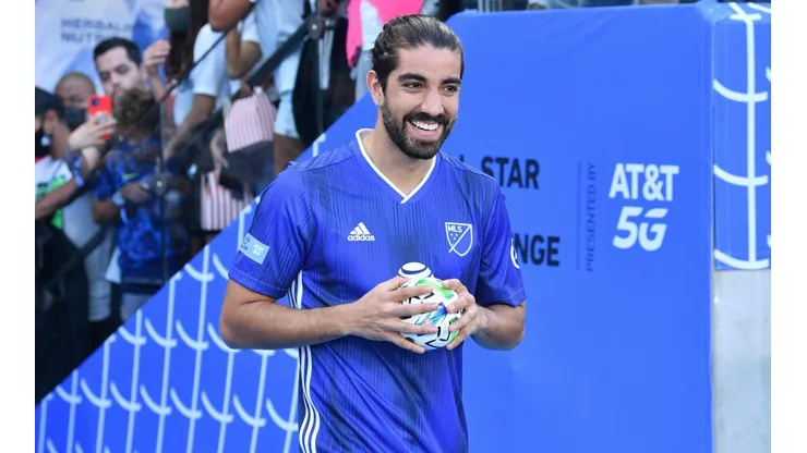 "45 MDD a la basura": Balón de Oro desprecia a Pizarro