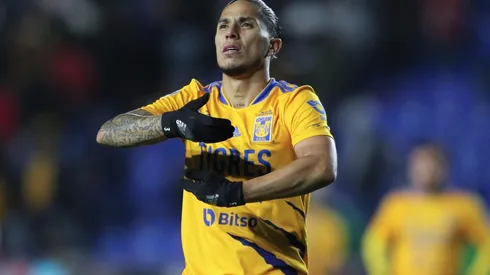 Carlos Salcedo y su nueva estrategia para salir de Tigres UANL