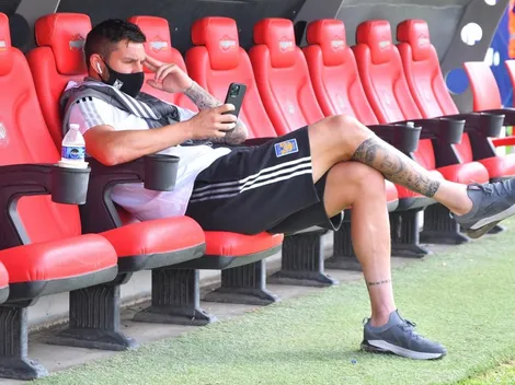 Gignac presume costosas sandalias en entrenamiento de Tigres