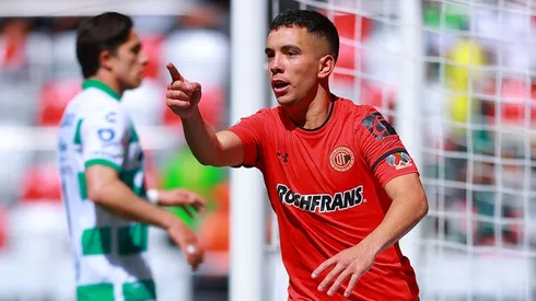 Leo Fernández anotó para el Toluca ante Santos.