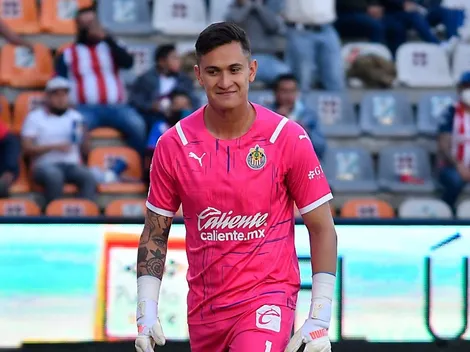 VIDEOS: Dos bloopers de la defensa de Chivas terminaron en goles Tuzos