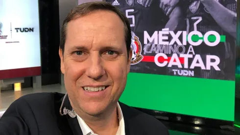 Paco Villa insultó a un usuario que lo cuestionó por hablar bien del América