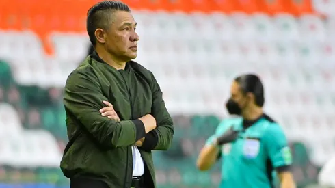 Ambriz opinó sobre la partida de Sambueza