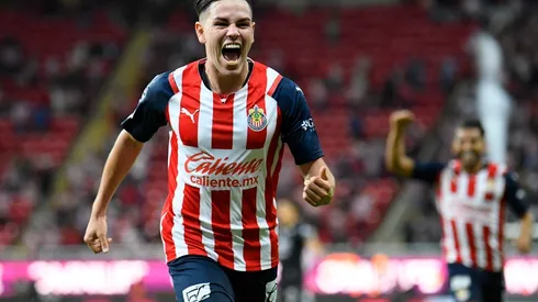 Chivas golea a Mazatlán a puro golazos.