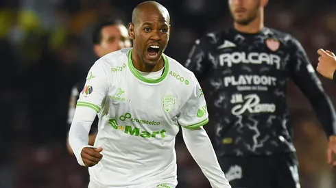 Diego Rolán fue figura con dos goles y salió lesionado al minuto 75.